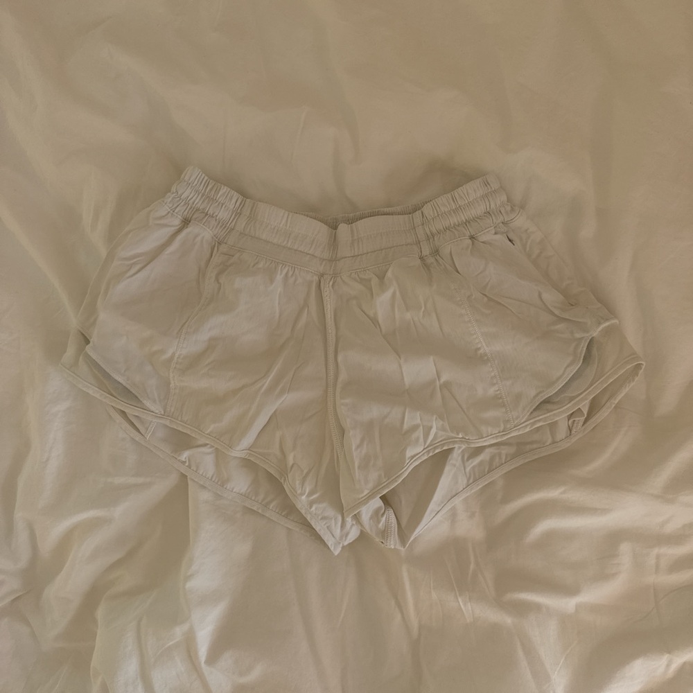 White lululemon shorts